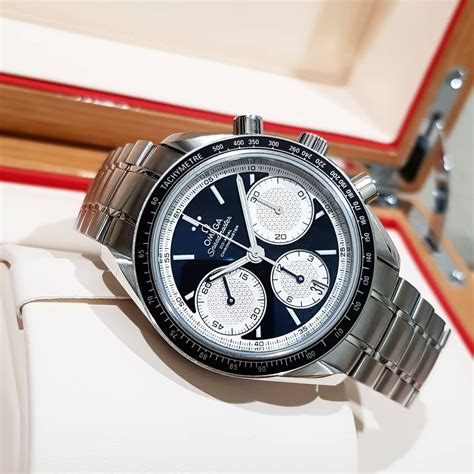 omega speedmaster reverse panda